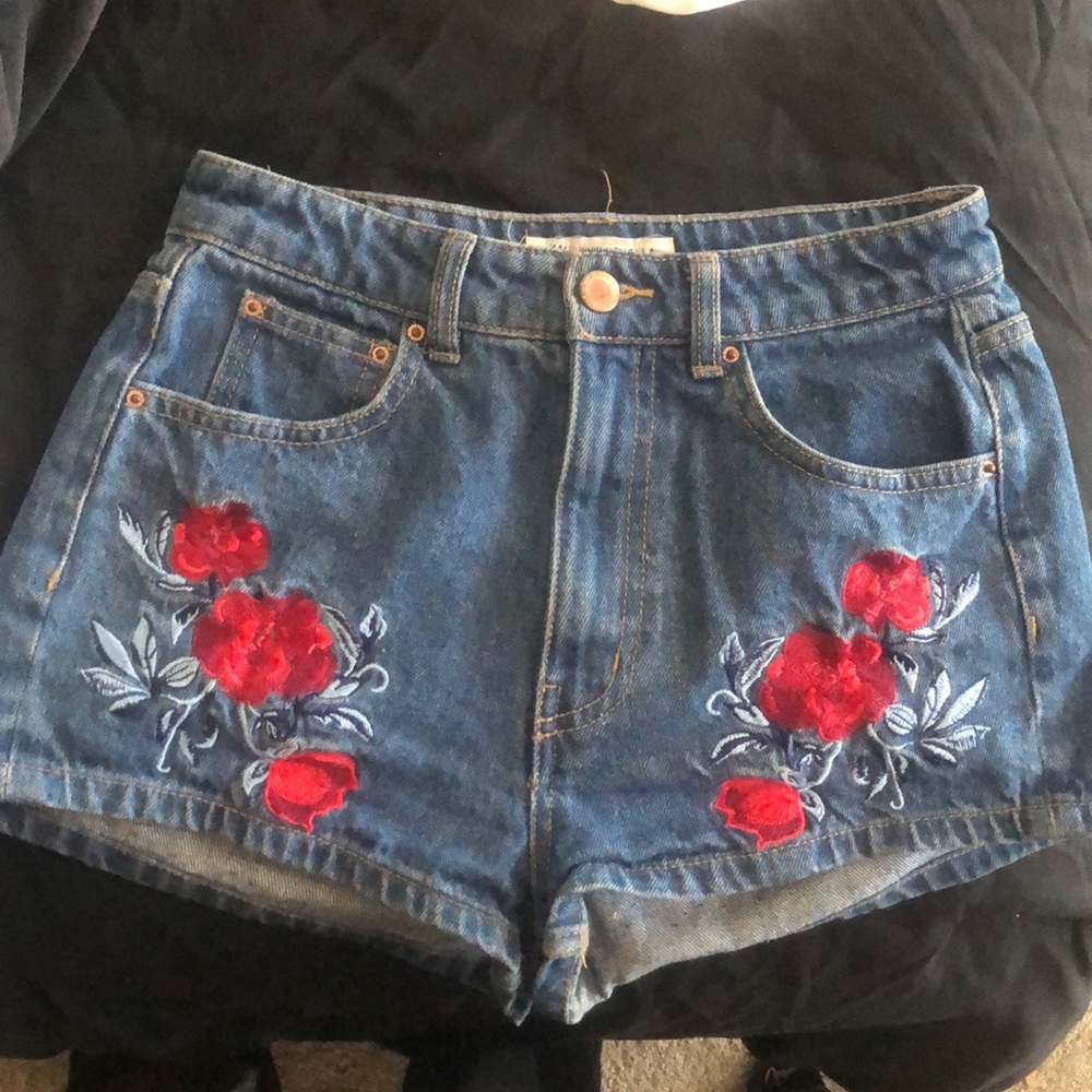 High waisted Flowered shorts
